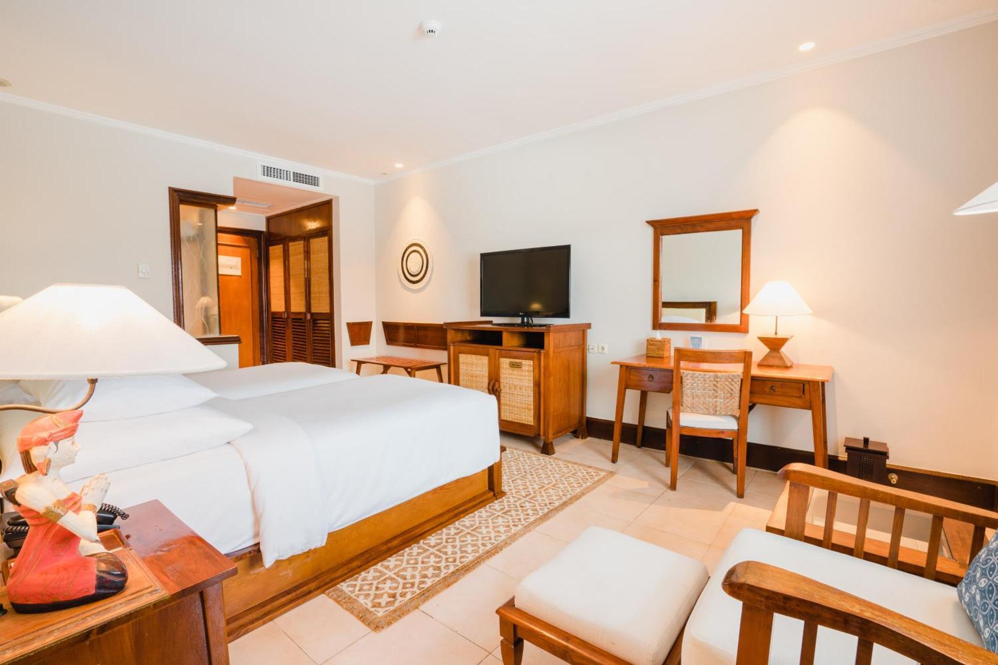 Ramayana Suites And Resort Kuta  Exterior photo Deluxe Room