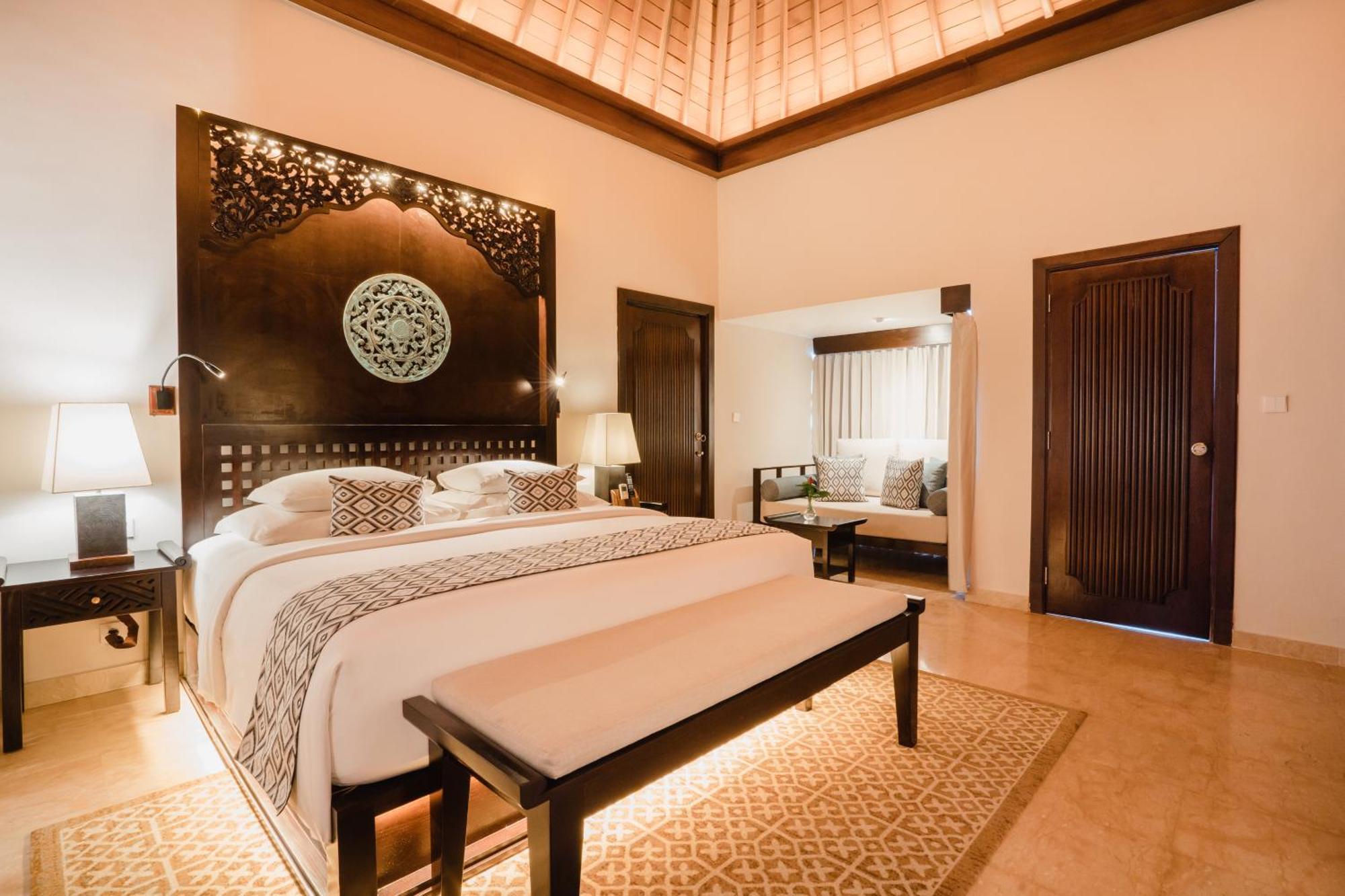 Ramayana Suites And Resort Kuta  Exterior photo A bedroom at the Oberoi Dubai